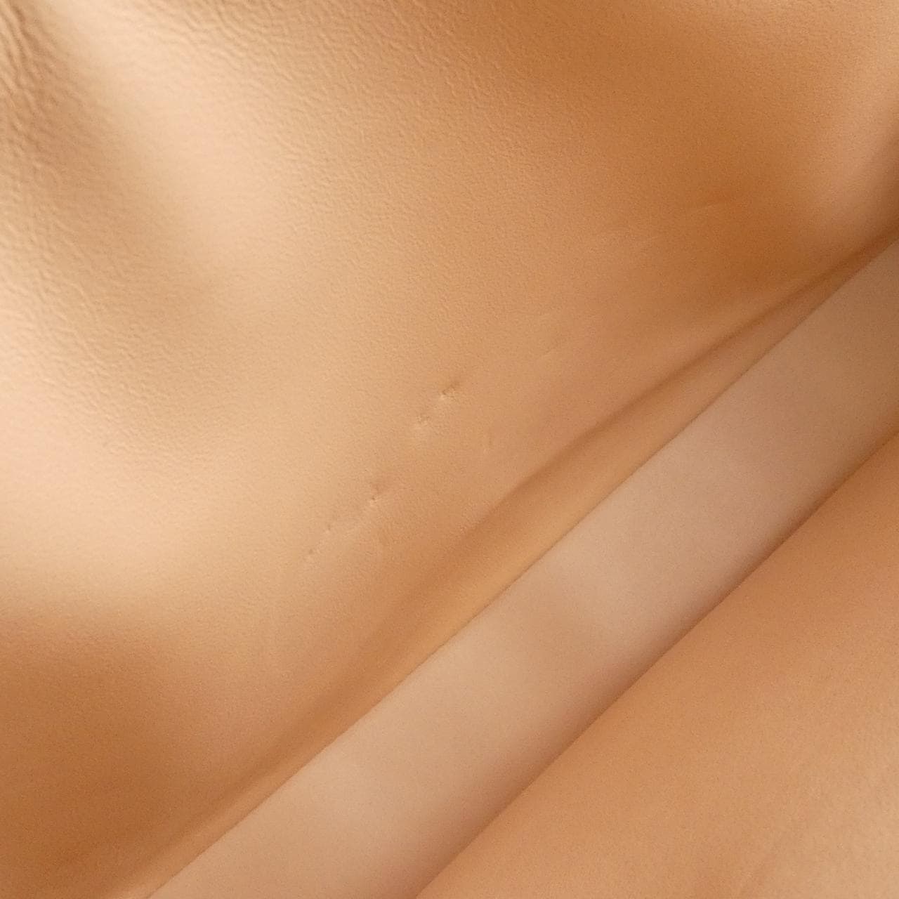 フェンディ ピーカブー 8BN226 K4L バッグ