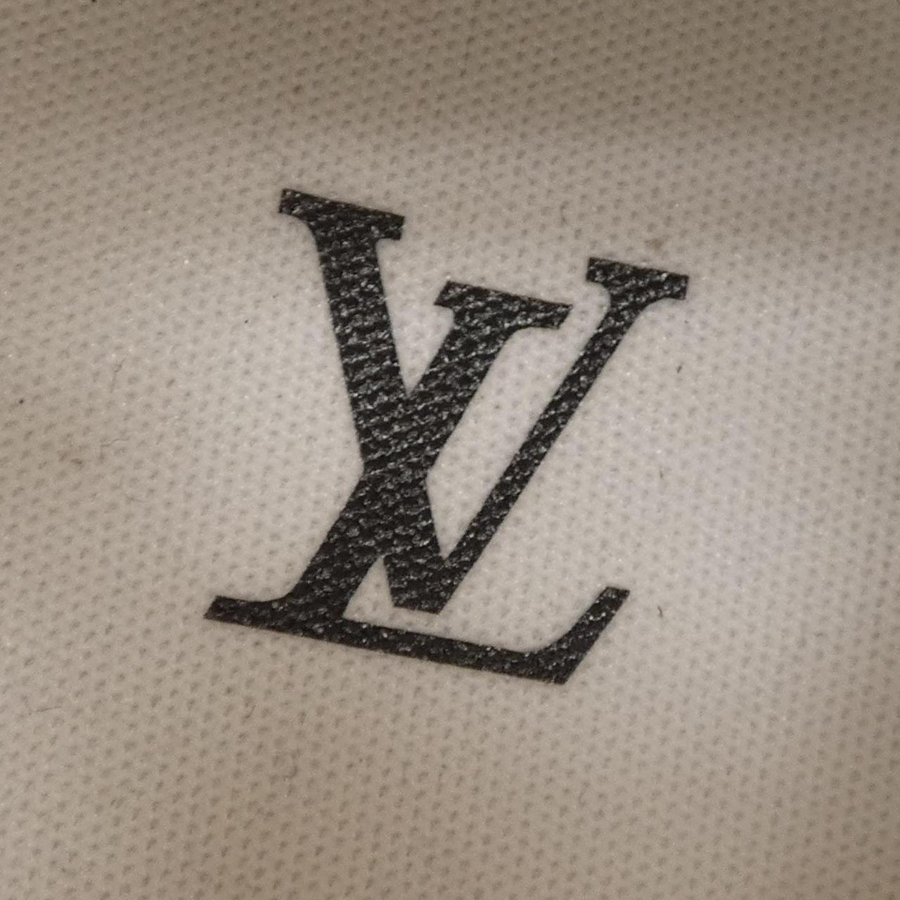 ルイヴィトン LOUIS VUITTON スニーカー