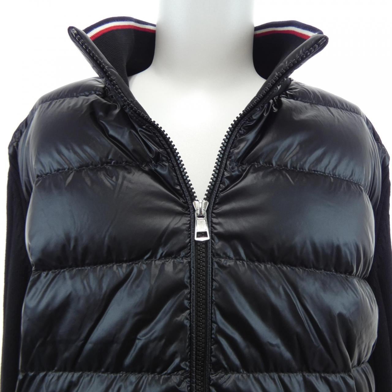 モンクレール MONCLER 20919B00001 ダウンジャケット