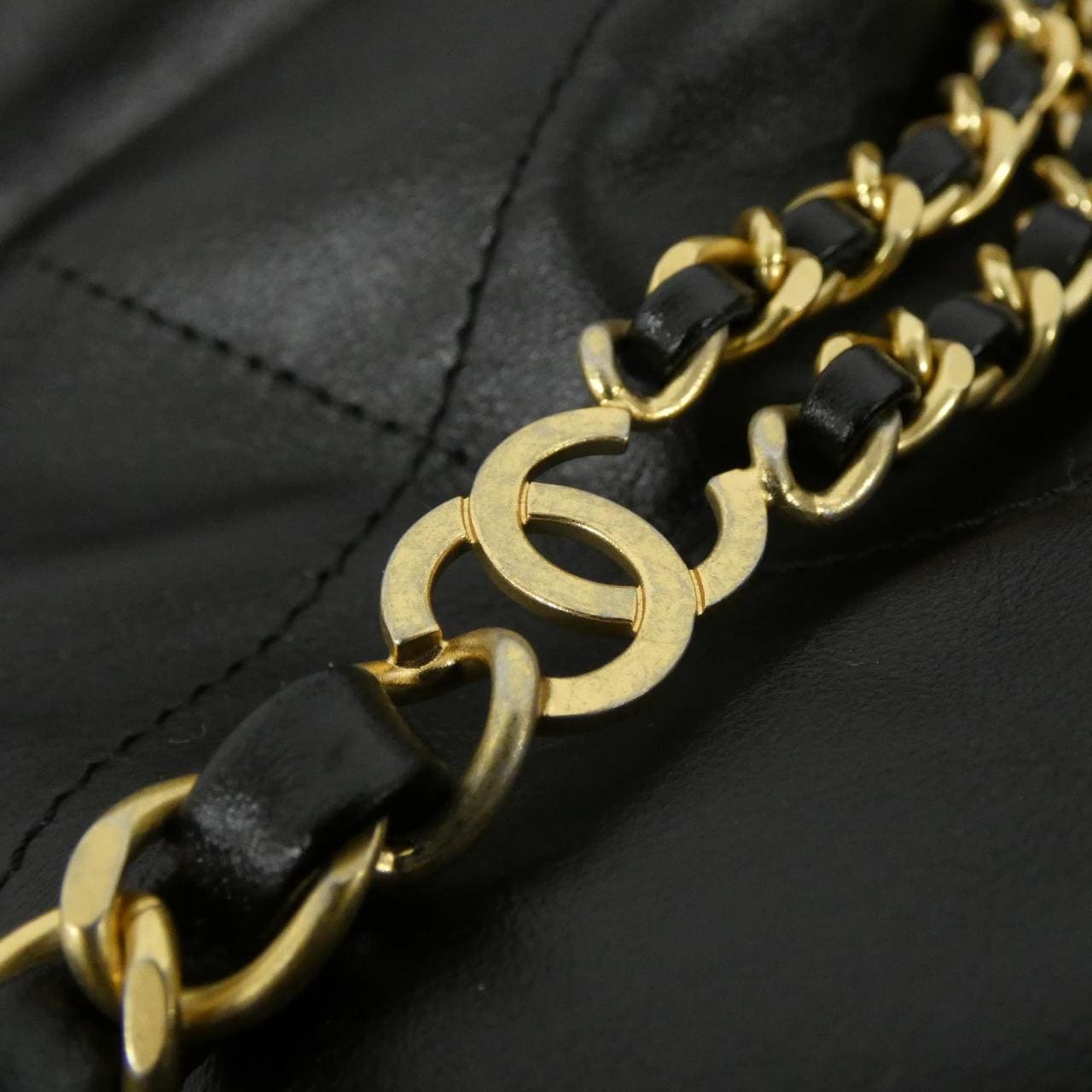 シャネル シャネル22 ライン AS3313 リュックサック