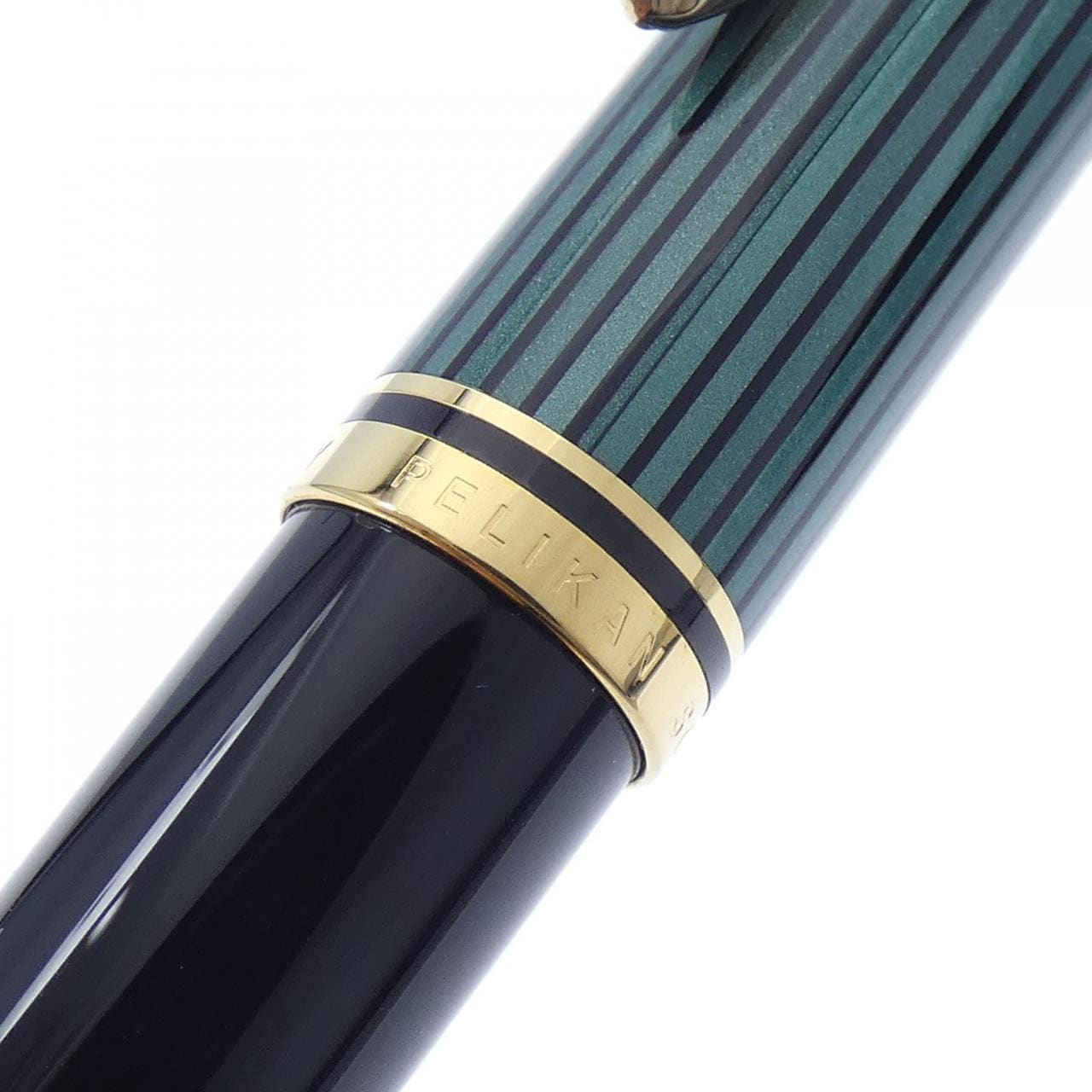 ペリカン スーベレーンK800グリーンストライプ ボールペン