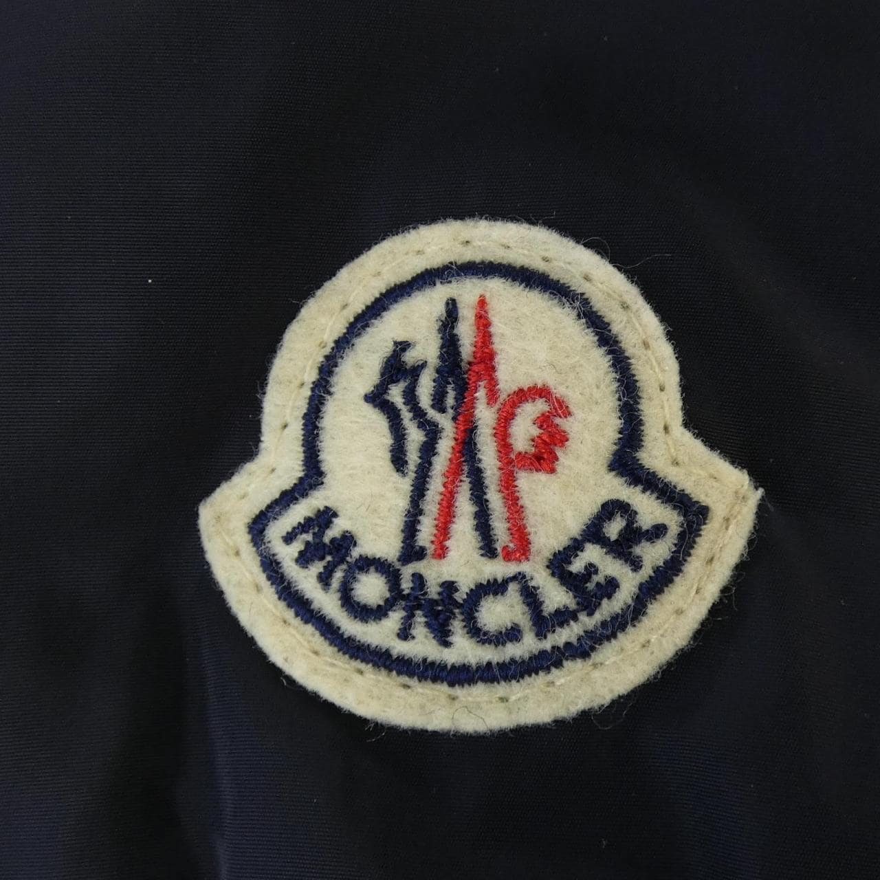 モンクレール MONCLER NESEA ダウンジャケット
