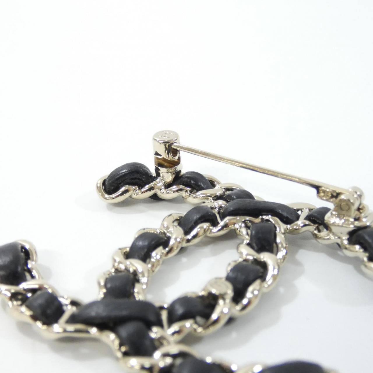 シャネル ABE921 ブローチ