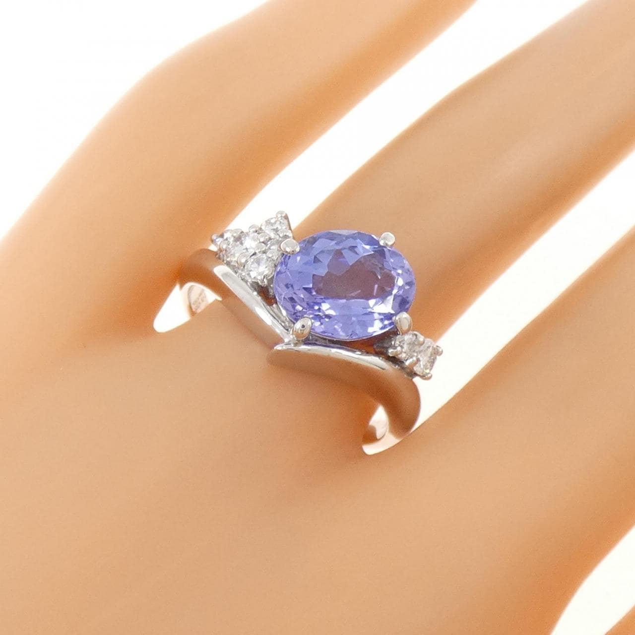 K18WG タンザナイト リング 2.88CT