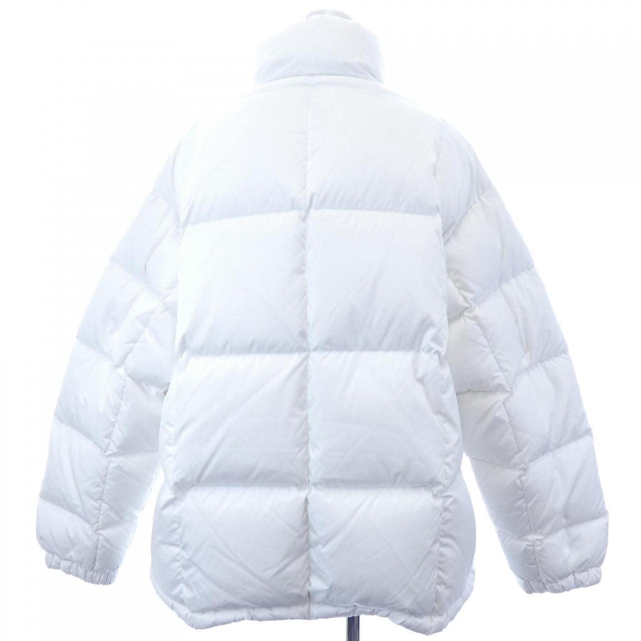 ルイヴィトン LOUIS VUITTON FQOW33E54 ダウンジャケット