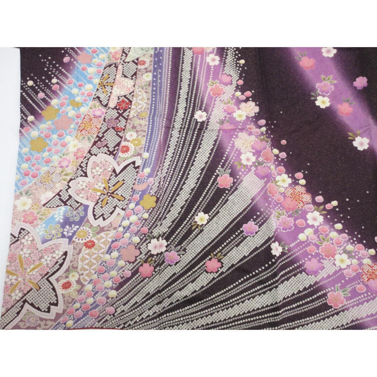 振袖　金通しボカシ染　友禅加工刺繍入り　絞り加工