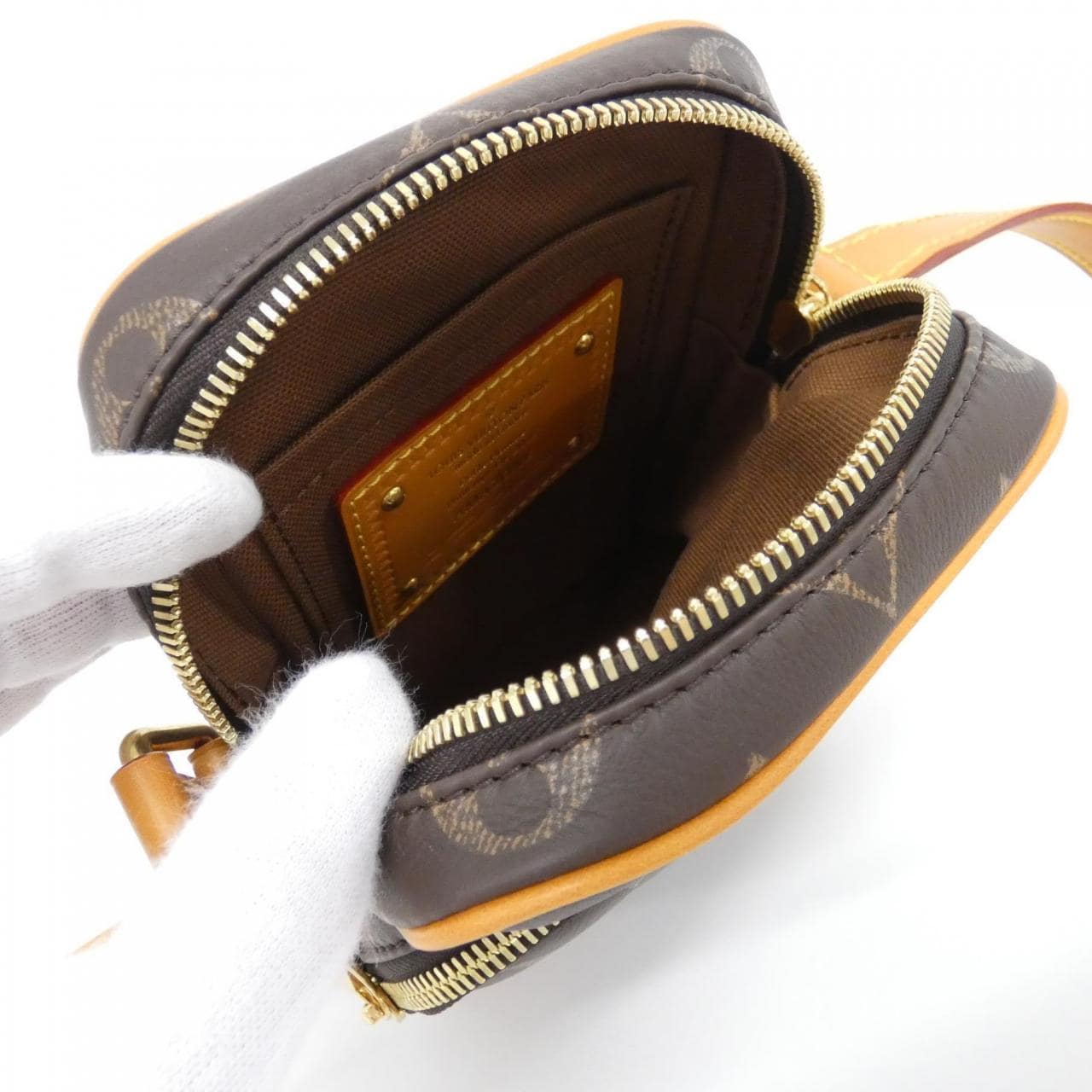 ルイヴィトン モノグラム レザー アマゾン M14024 ショルダーバッグ