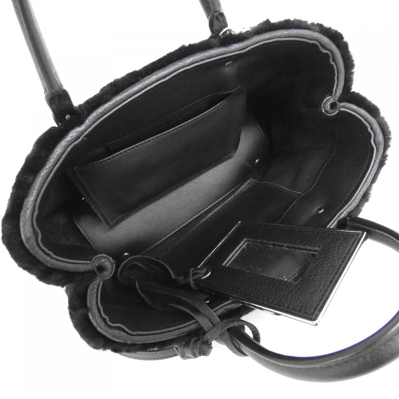 バレンシアガ ミニ ペーパー A4 メタリック エッジ 387477 CNTIN バッグ