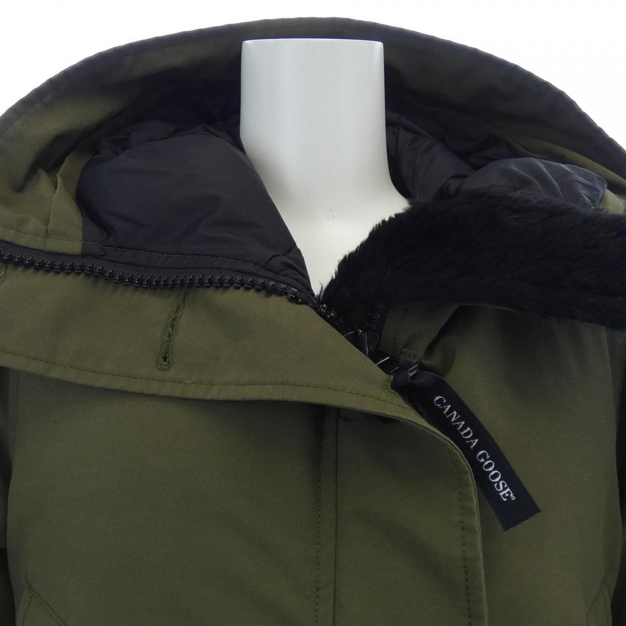 カナダグース CANADA GOOSE ダウンコート