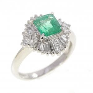 PT900 エメラルド リング 0.82CT