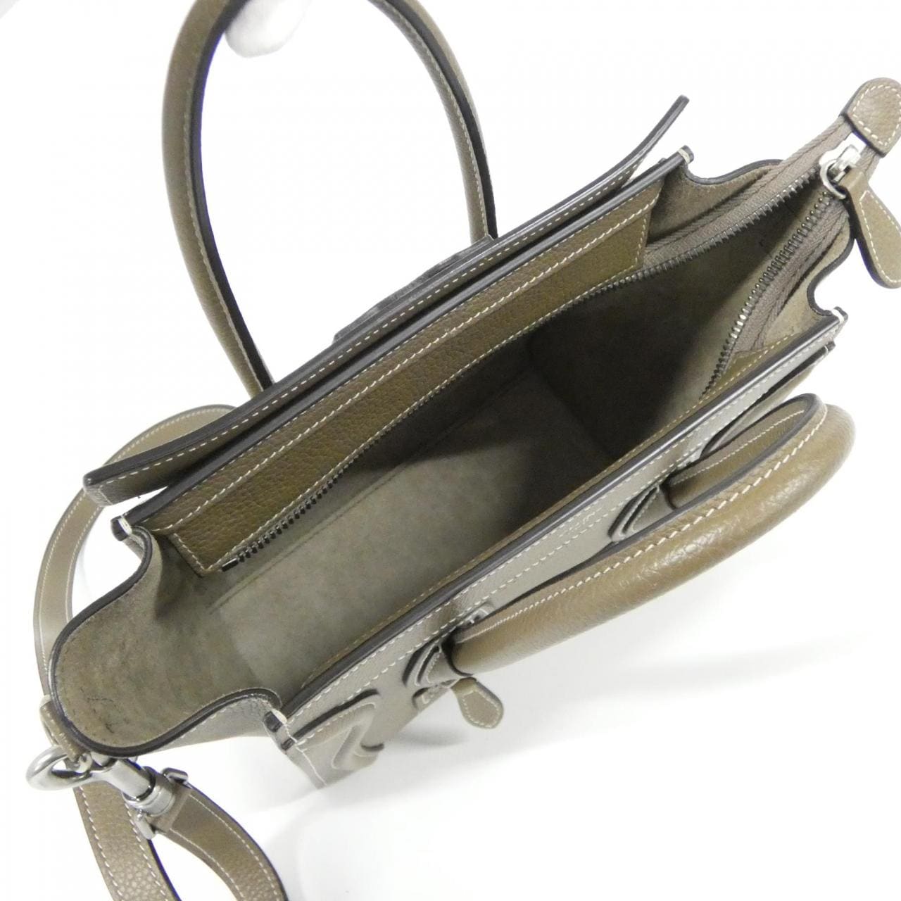 セリーヌ ラゲージ ナノ ショッパー 189243DRU バッグ