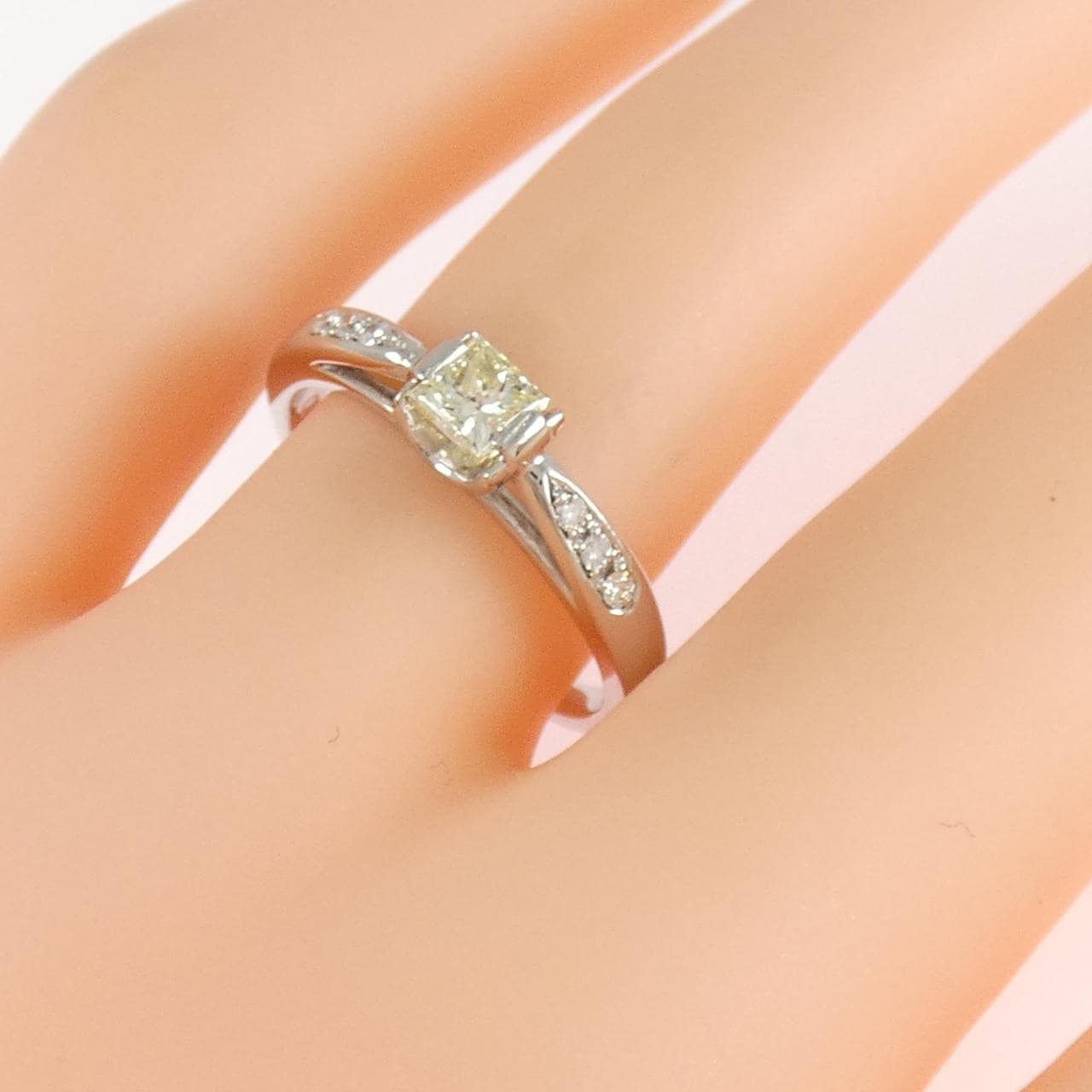 PT900 ダイヤモンド リング 0.336CT