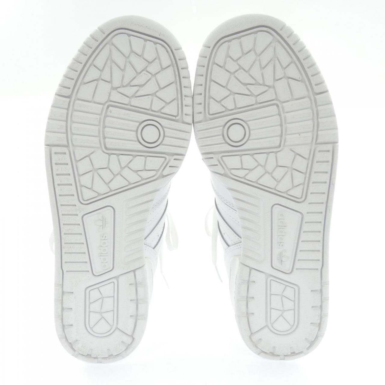アディダス ADIDAS GX2272 スニーカー