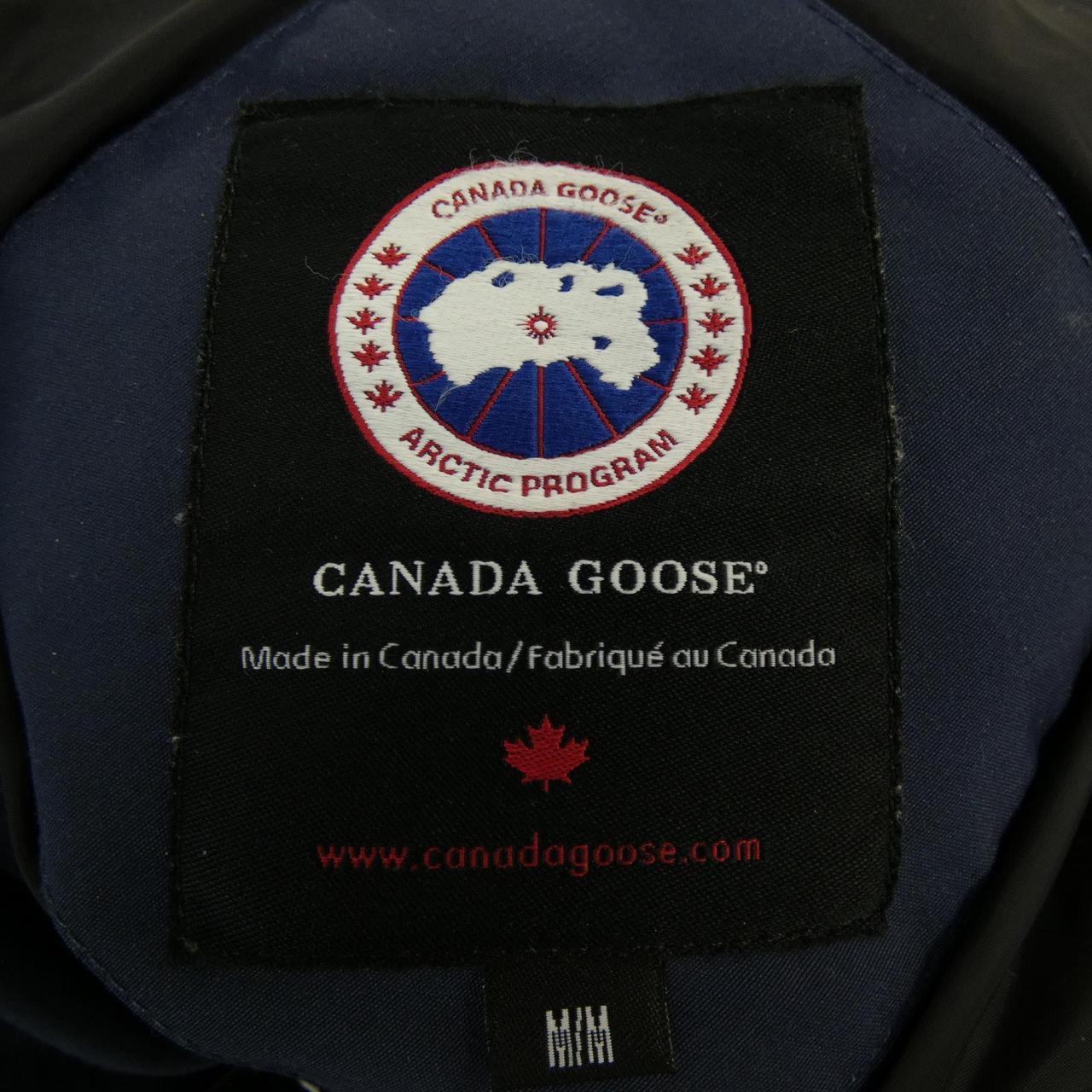 カナダグース CANADA GOOSE ダウンジャケット