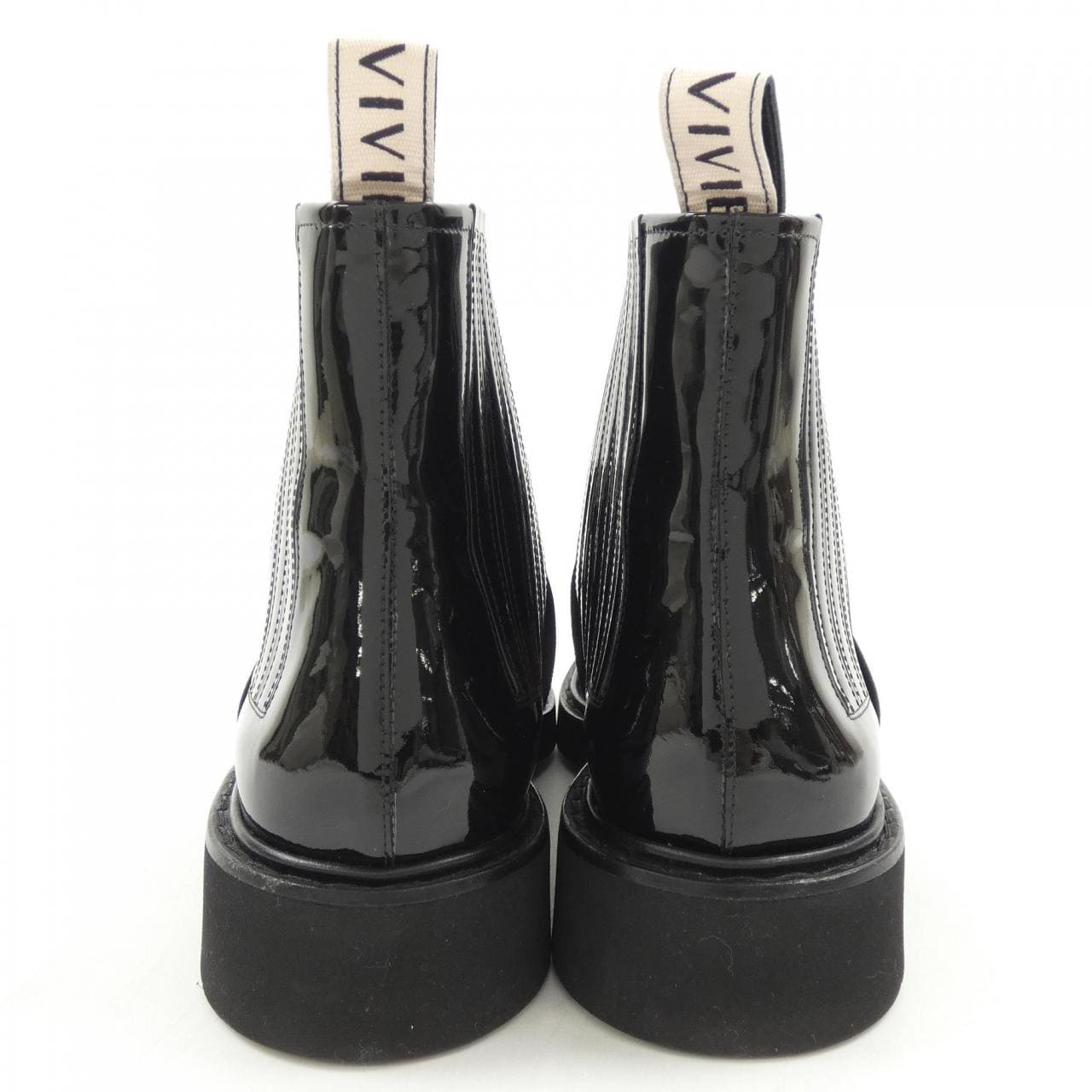 ROGER VIVIER Viv Ranger 钻扣靴子