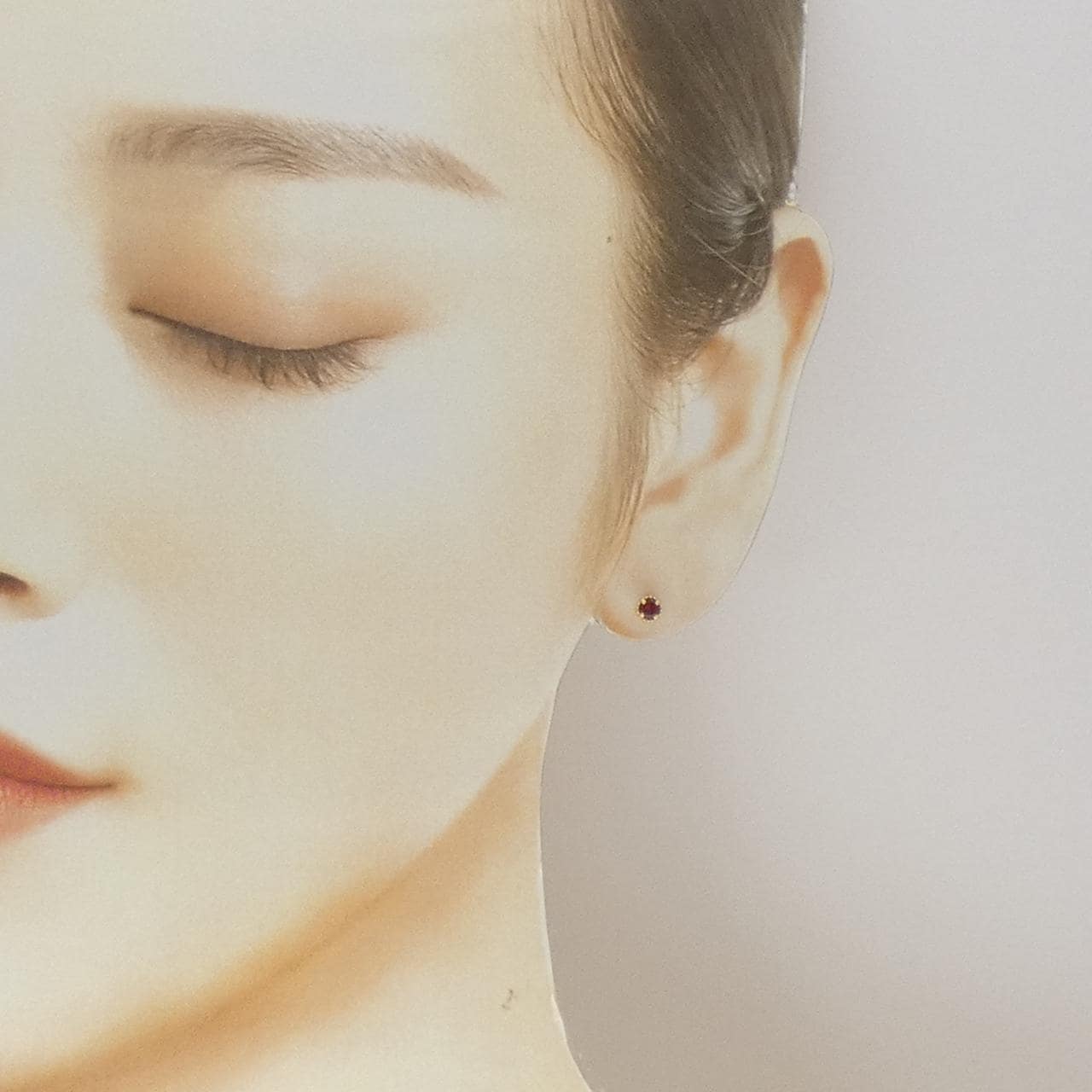 K10YG ガーネット ピアス