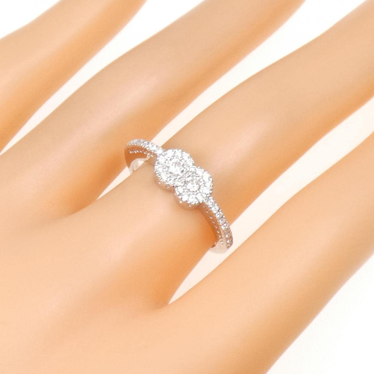 K18WG ダイヤモンド リング 0.33CT