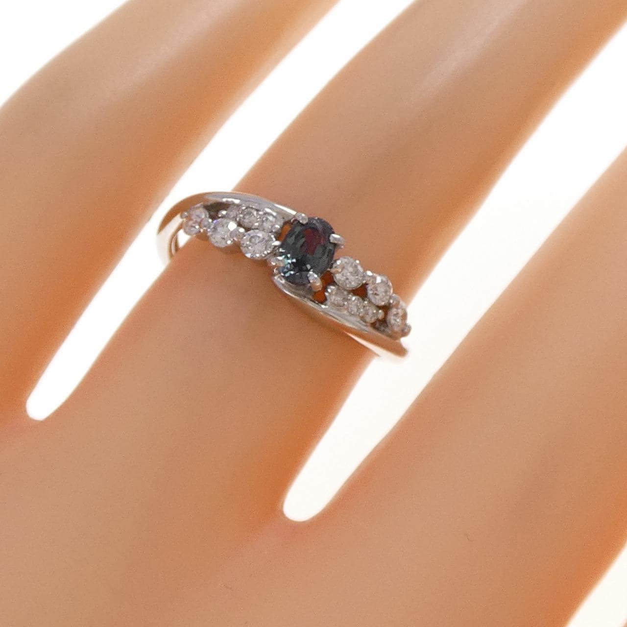 PT900 Alexandrite Ring 0.26CT