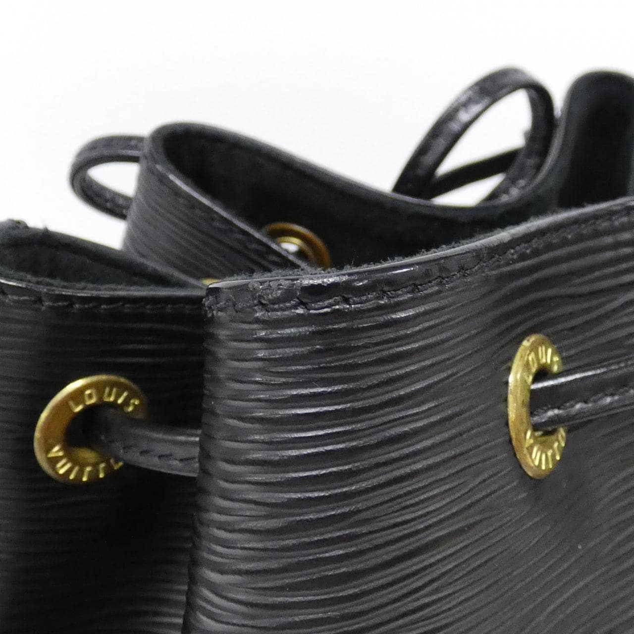 ルイヴィトン エピ プチ ノエ M44102 ショルダーバッグ