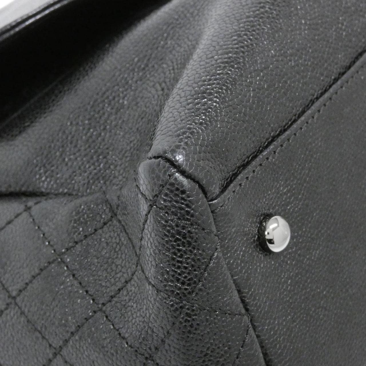 シャネル ショルダーバッグ