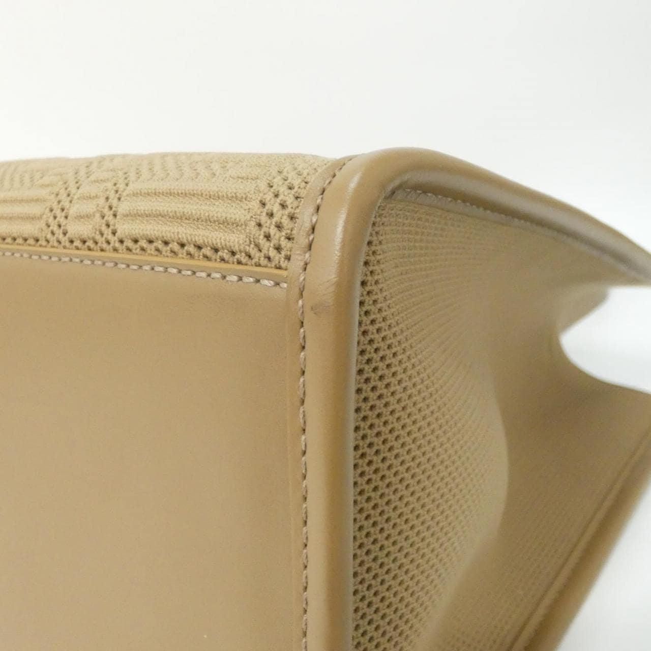 フェンディ フェンディ サンシャイン ミディアム 8BH386 AHWC バッグ