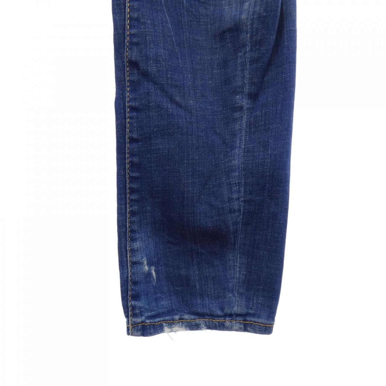 ディースクエアード DSQUARED2 S71LB0725 ジーンズ