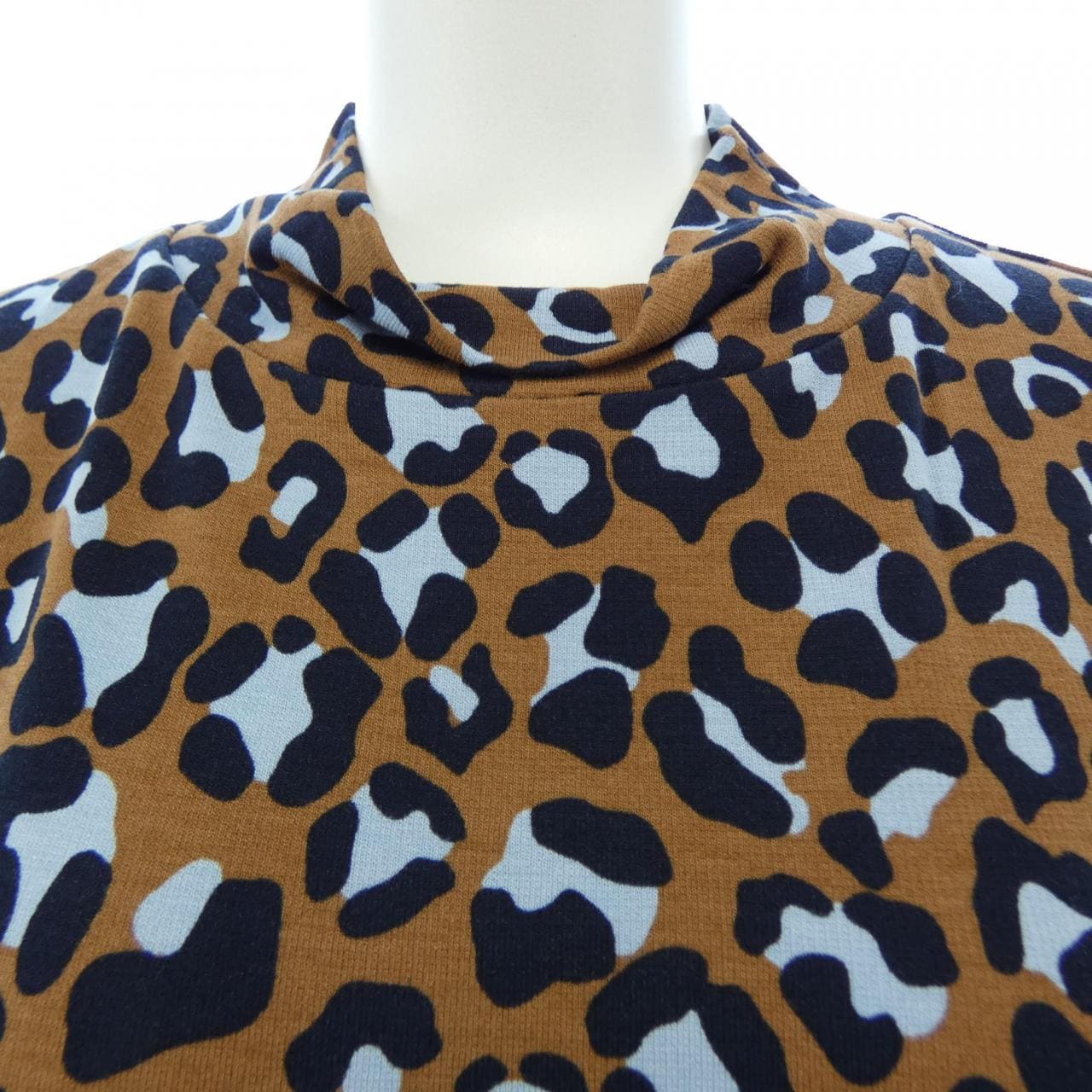 ローレル Laurel トップス