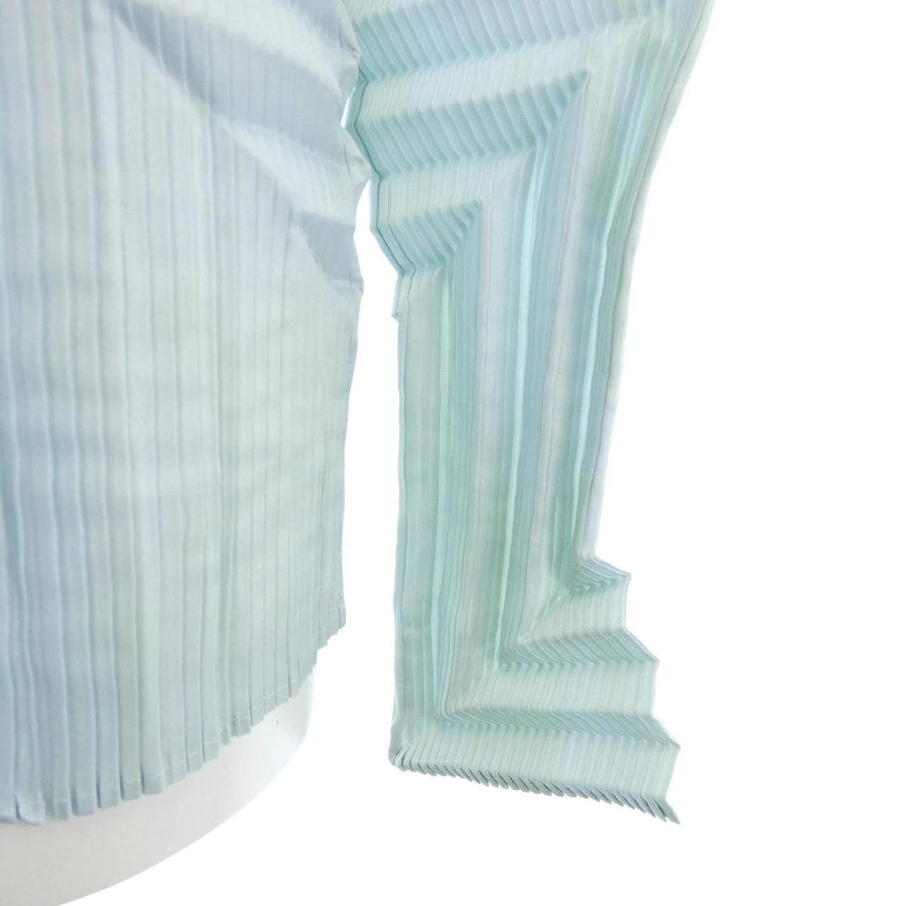 イッセイミヤケ ISSEY MIYAKE IM01FJ287 トップス