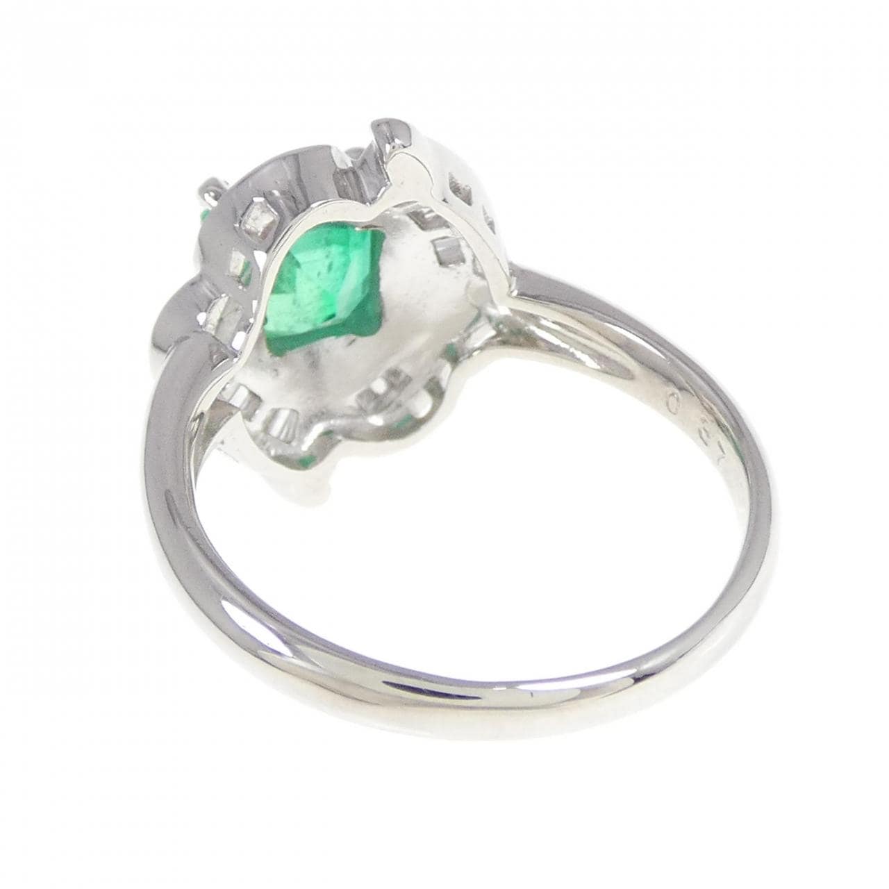 PT エメラルド リング 1.379CT