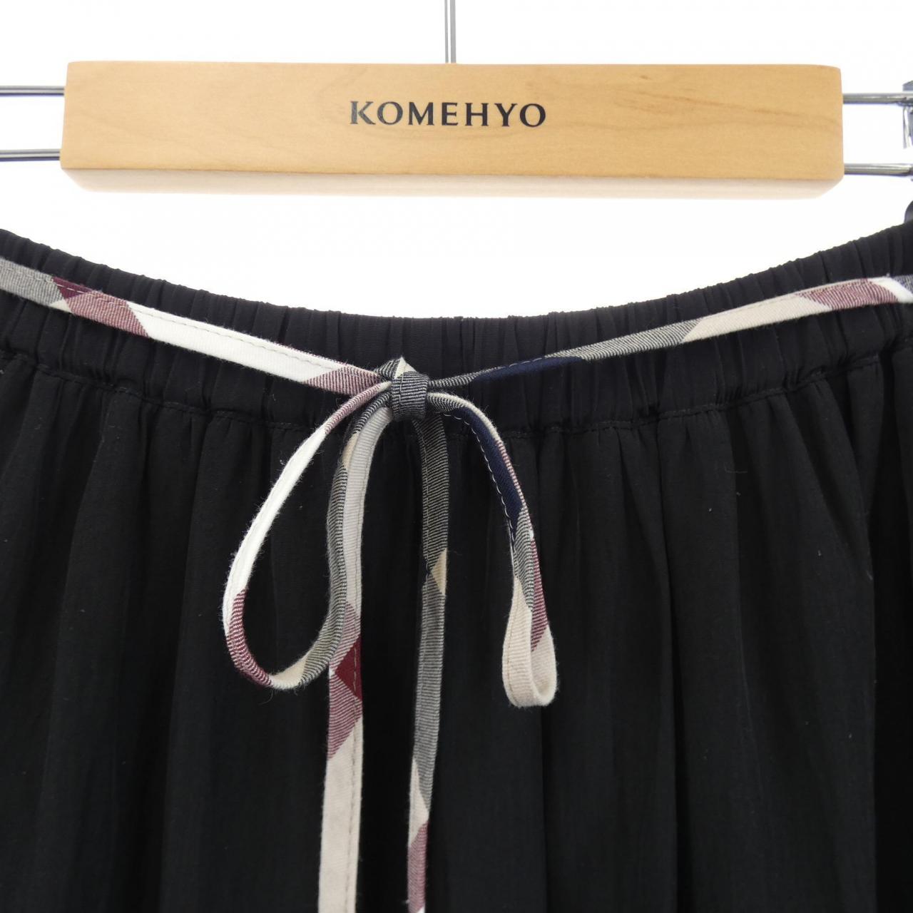 ブルーレーベルクレストブリッジ BLUE LABEL CRESTBRIDGE 55S08-351-09 スカート