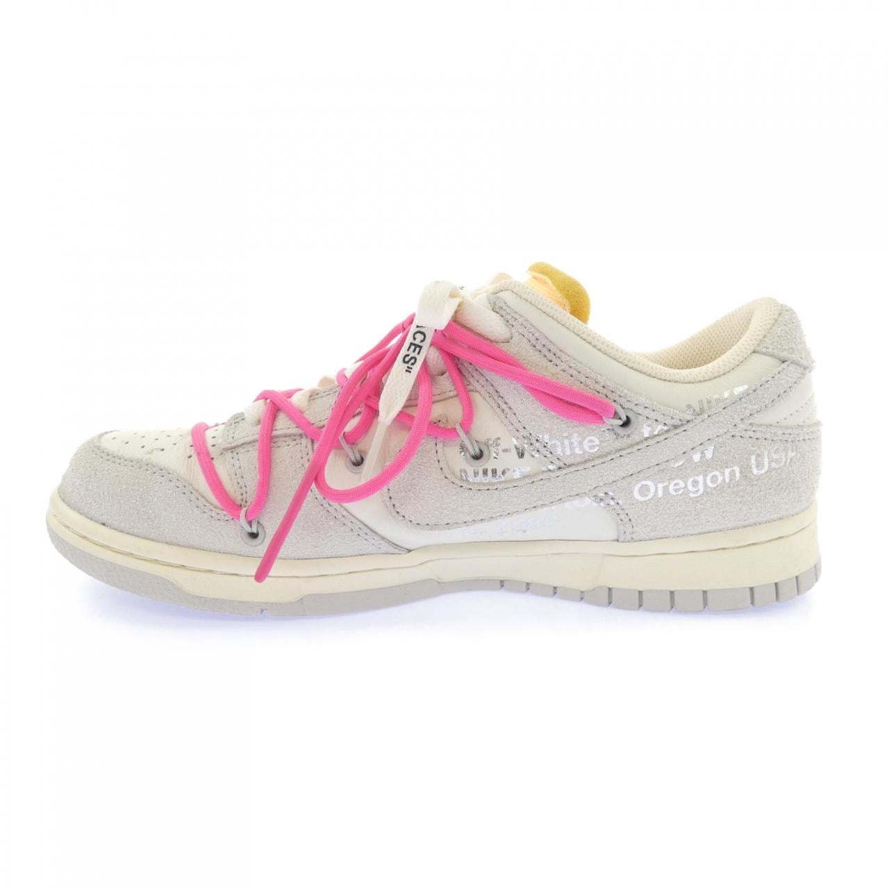 ナイキ NIKE スニーカー
