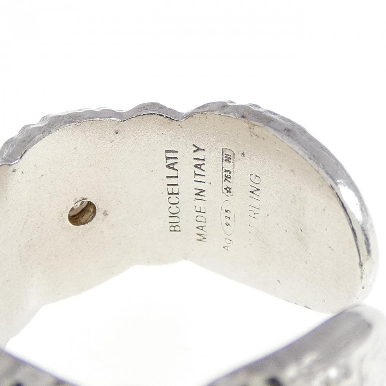 BUCCELLATI blossom ring