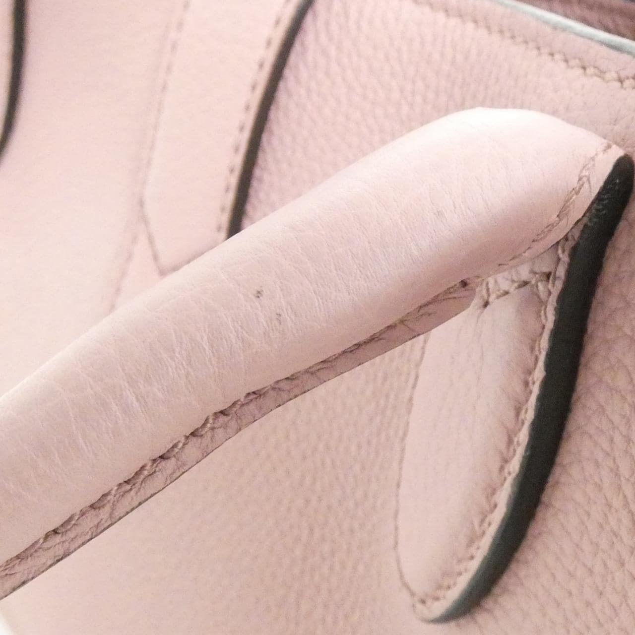 グッチ 365460 AZB02 バッグ