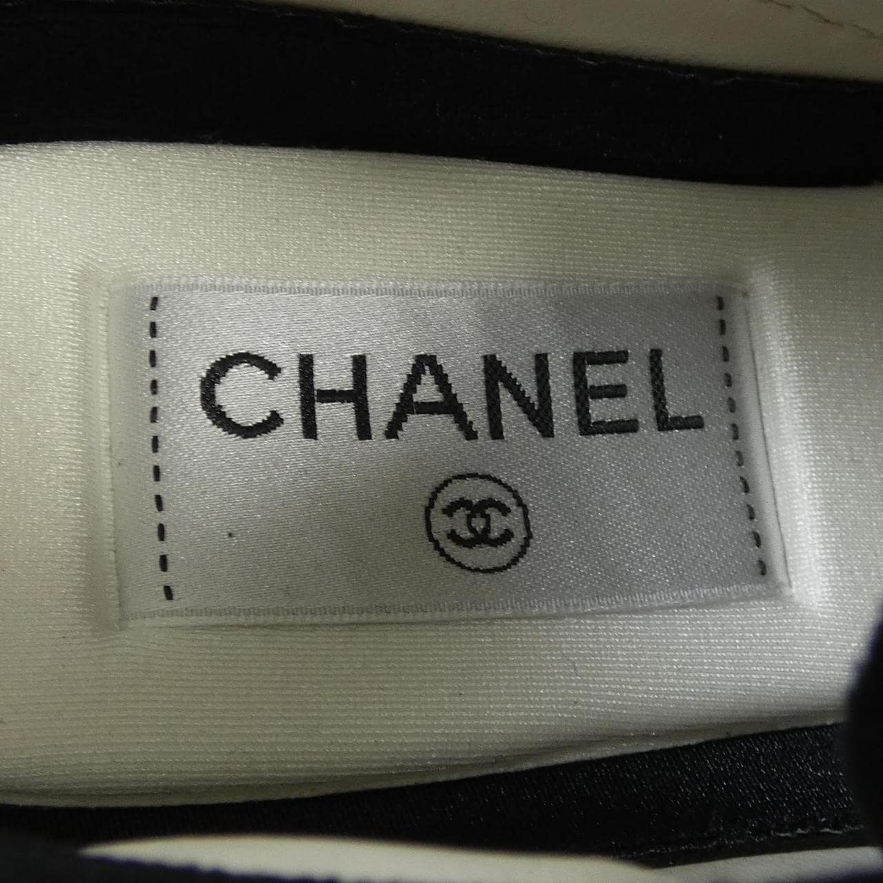 シャネル CHANEL スニーカー