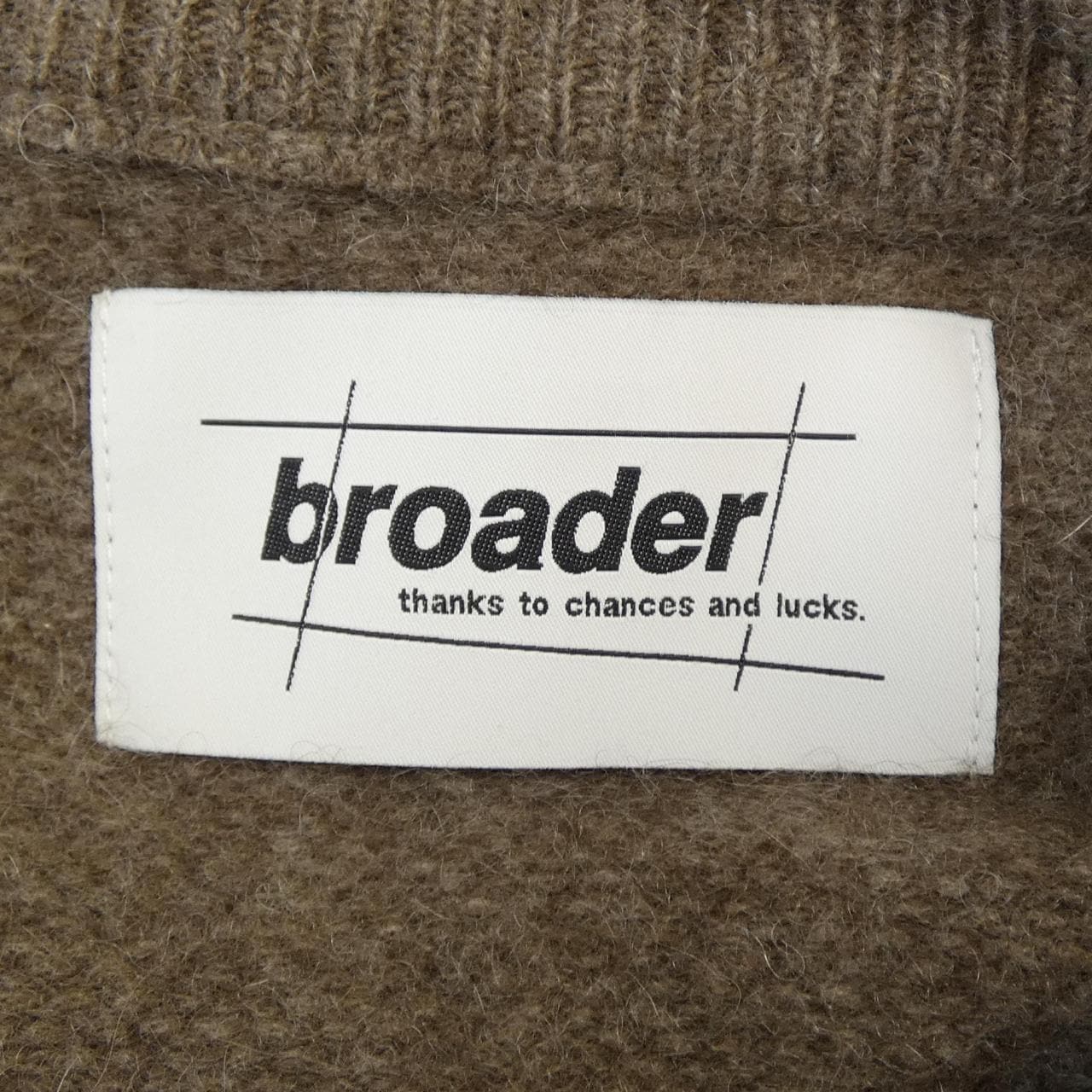 BROADER ニット