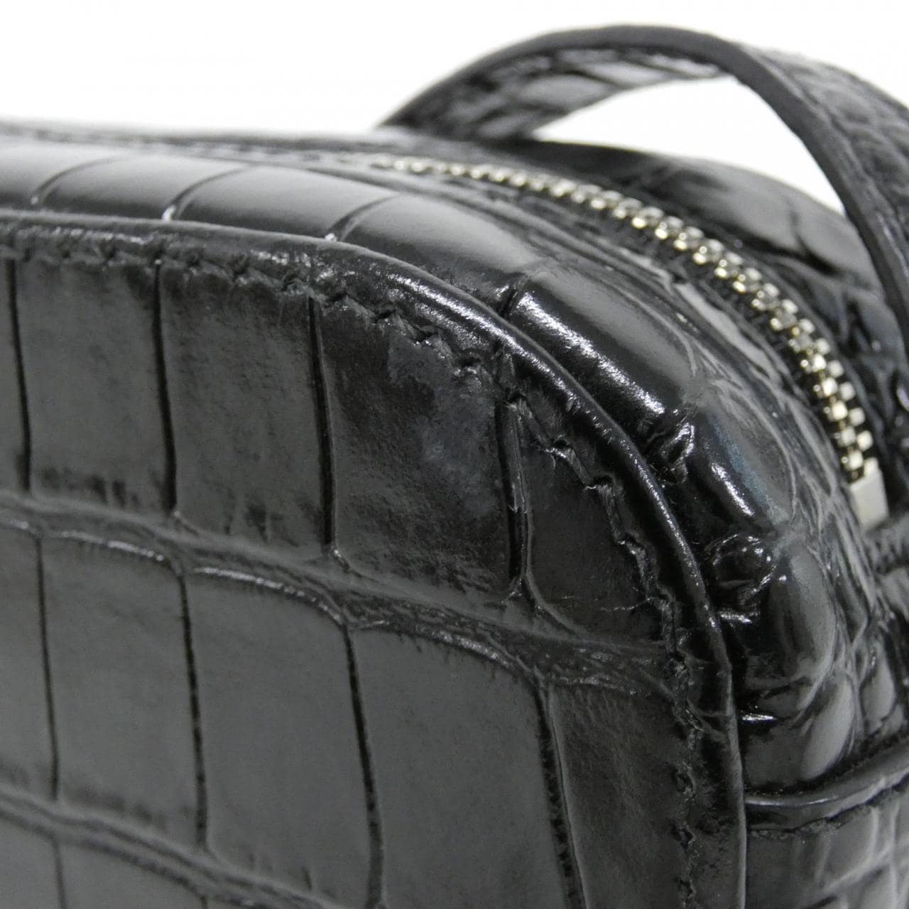 バレンシアガ エブリデイ カメラ バッグ XS 552372 1LRCN ショルダーバッグ