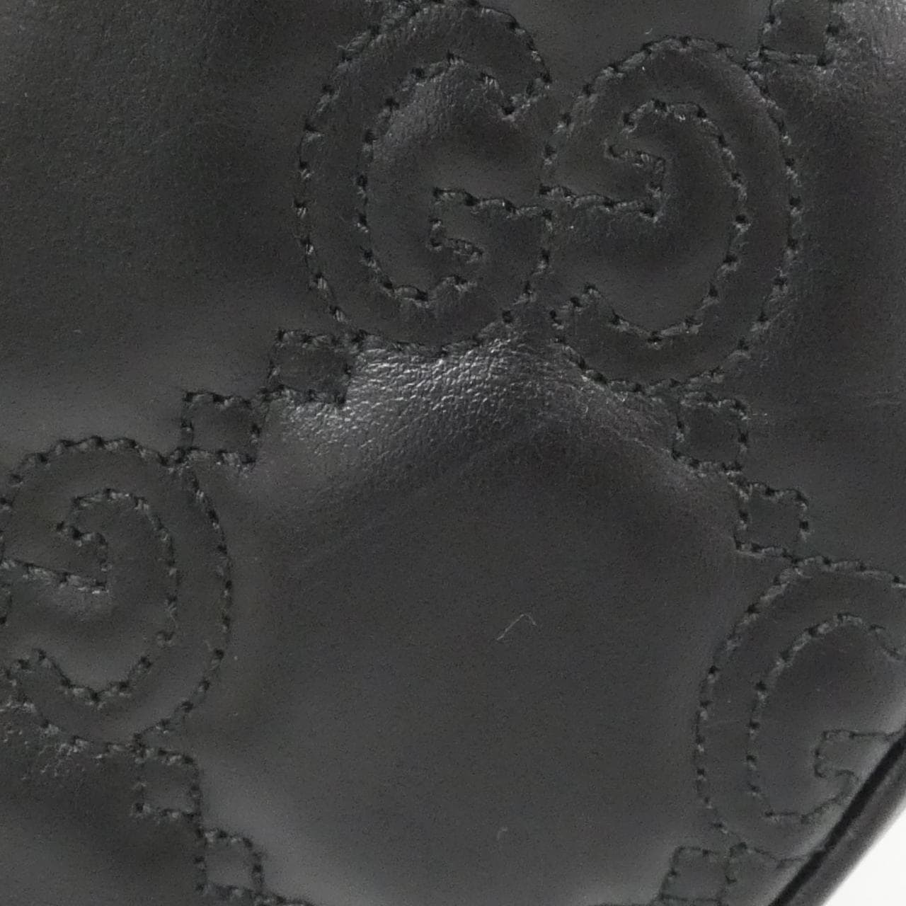 グッチ 739736 UM8IG ショルダーバッグ