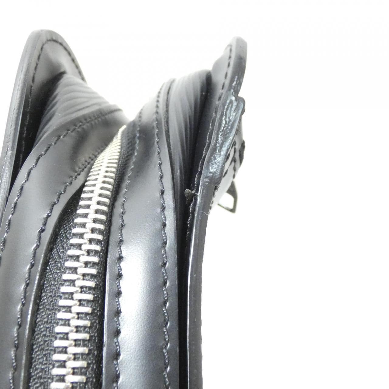 ルイヴィトン エピ オシュ M59362 セカンドバッグ