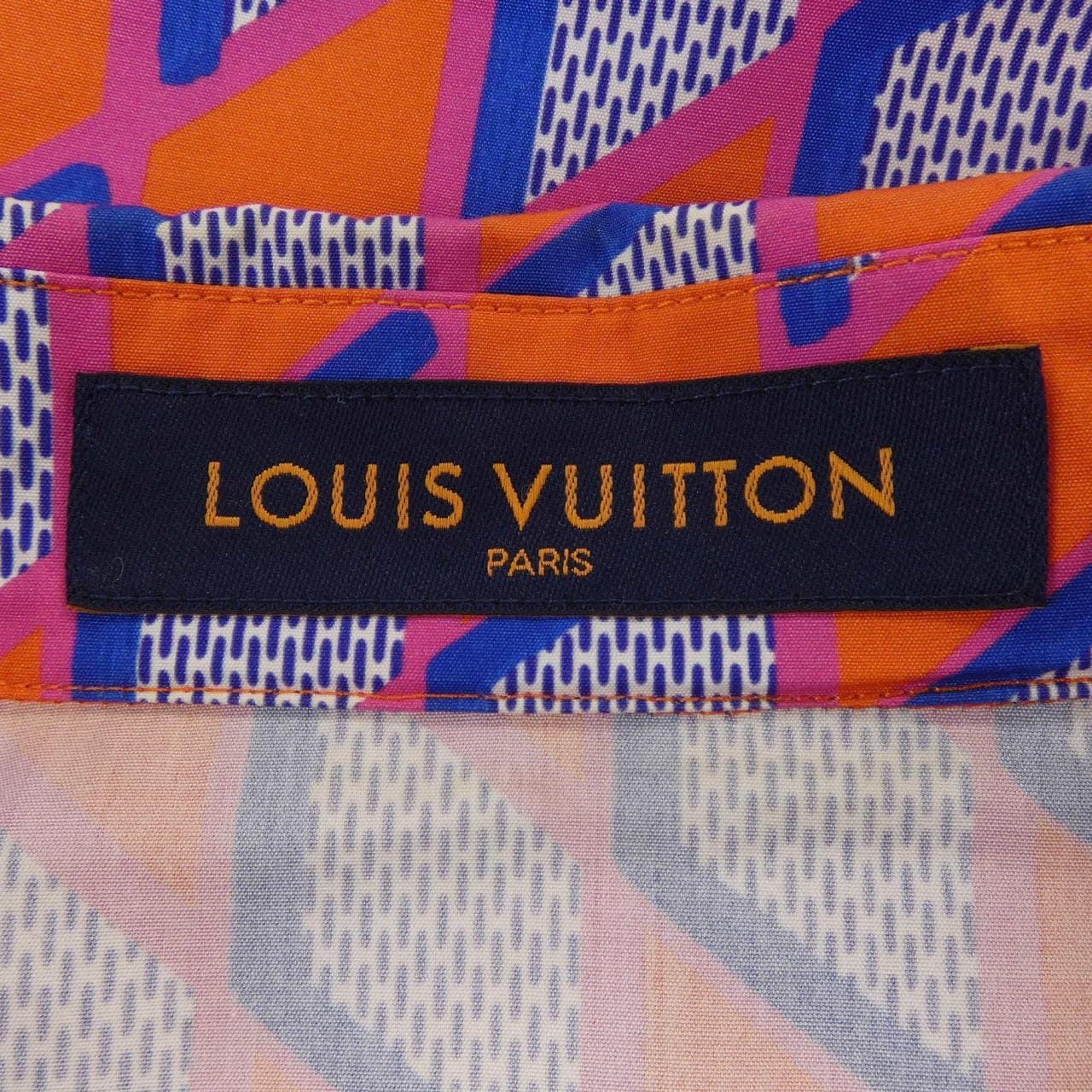 ルイヴィトン LOUIS VUITTON HNS73WPO0 S/Sシャツ
