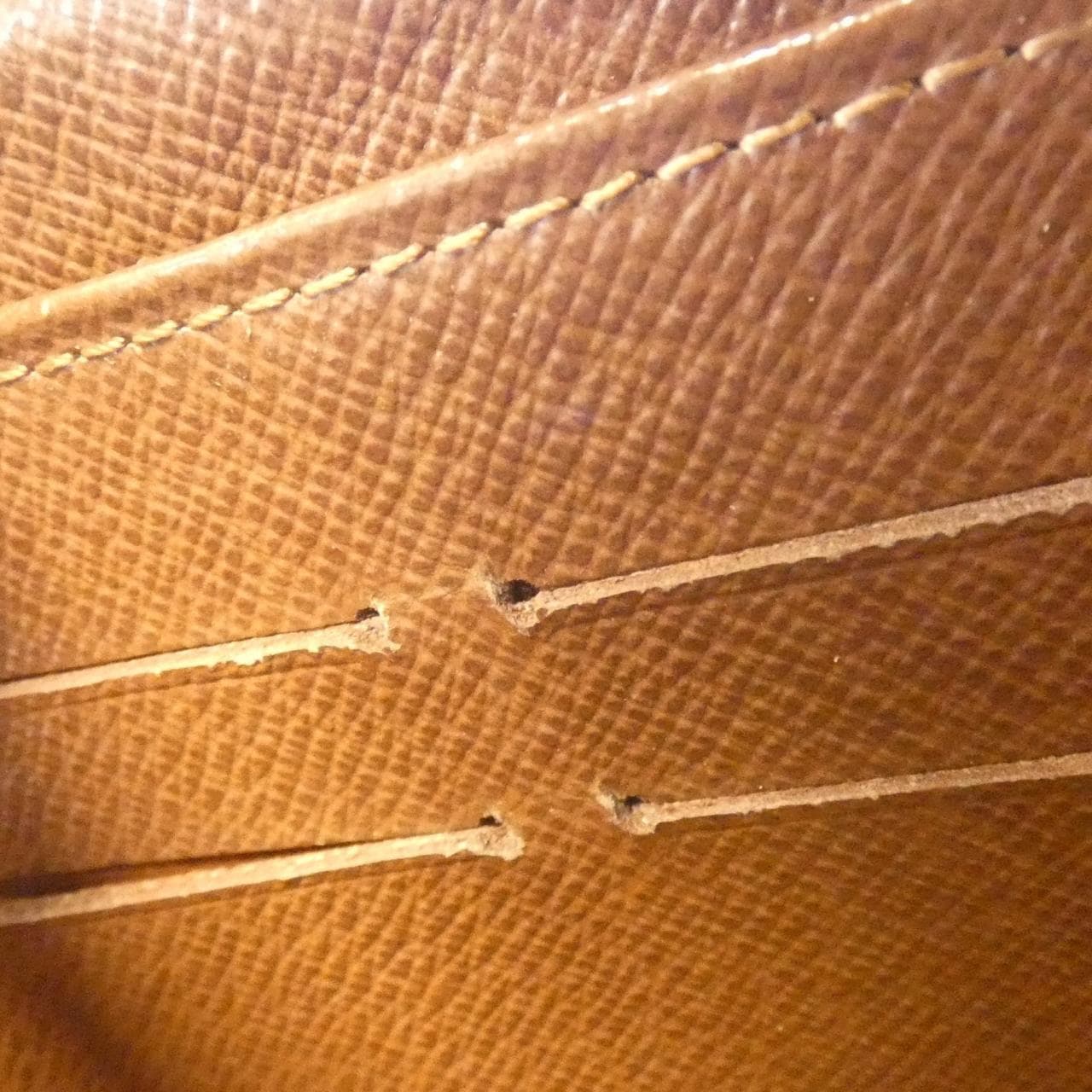 ルイヴィトン モノグラム ジッピー ウォレット M60017 財布