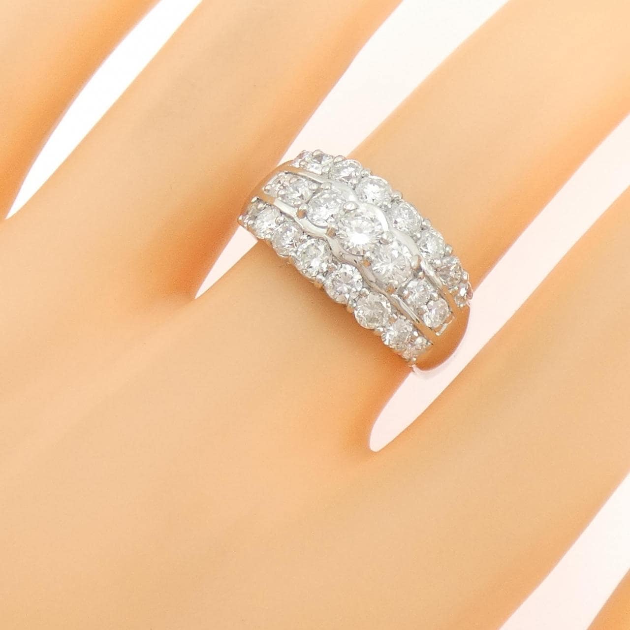 PT900 ダイヤモンド リング 2.05CT