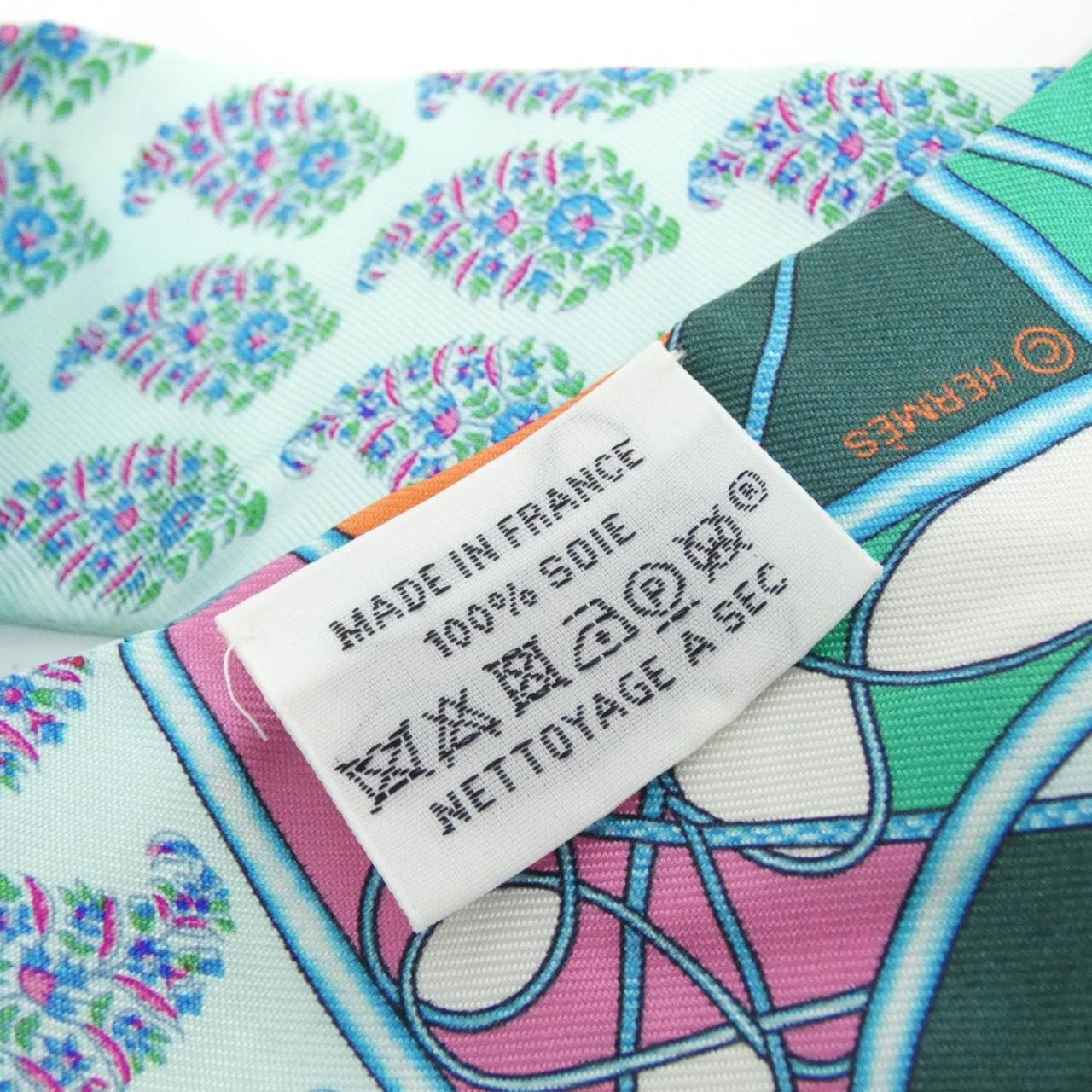 エルメス COUP DE FOUET BLOC ツイリー 063101S スカーフ