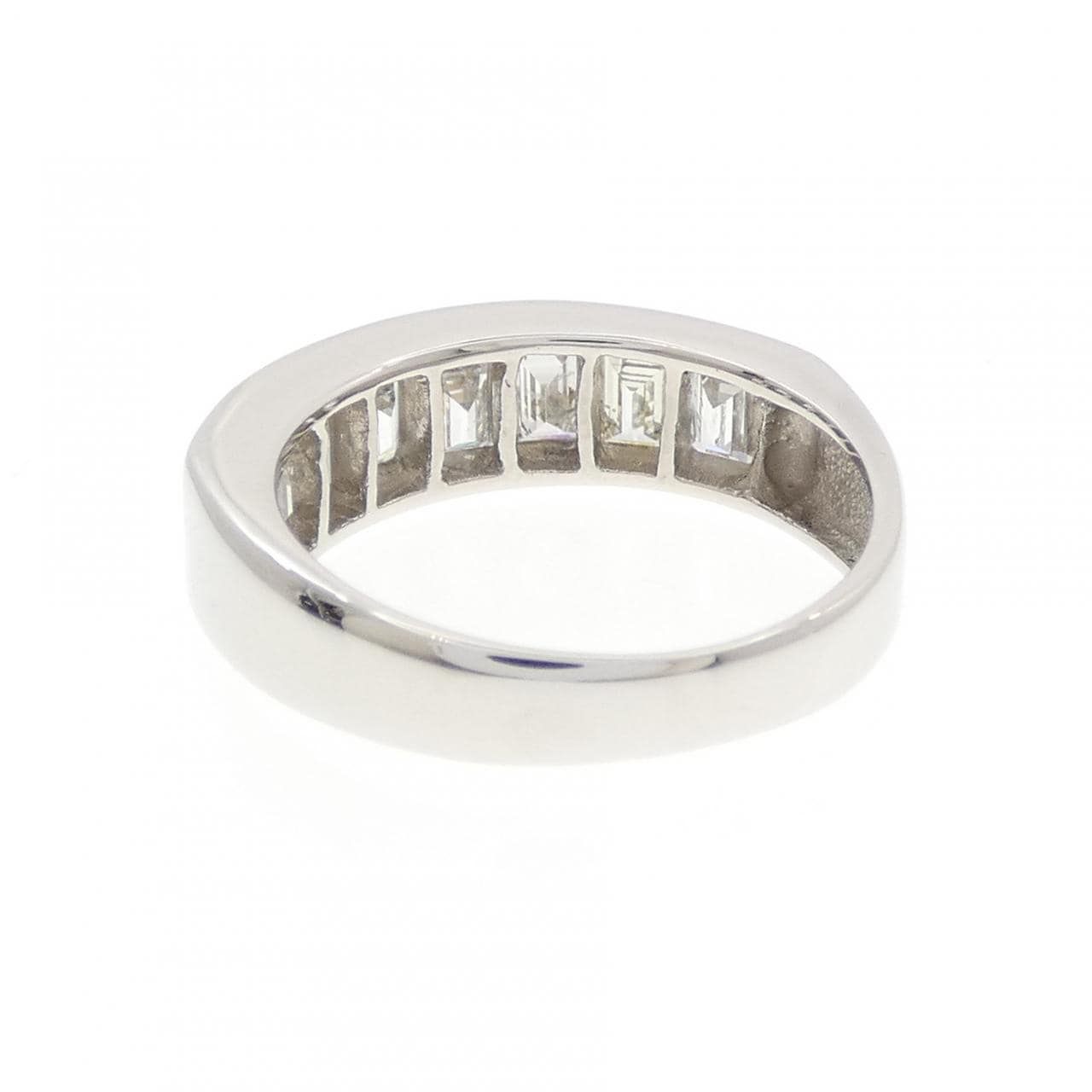 PT900 ダイヤモンド リング 2.00CT
