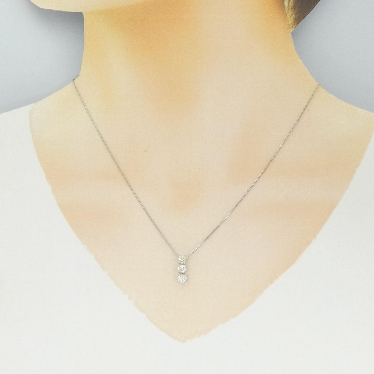 PT900/PT850 スリーストーン ダイヤモンド ネックレス 0.53CT