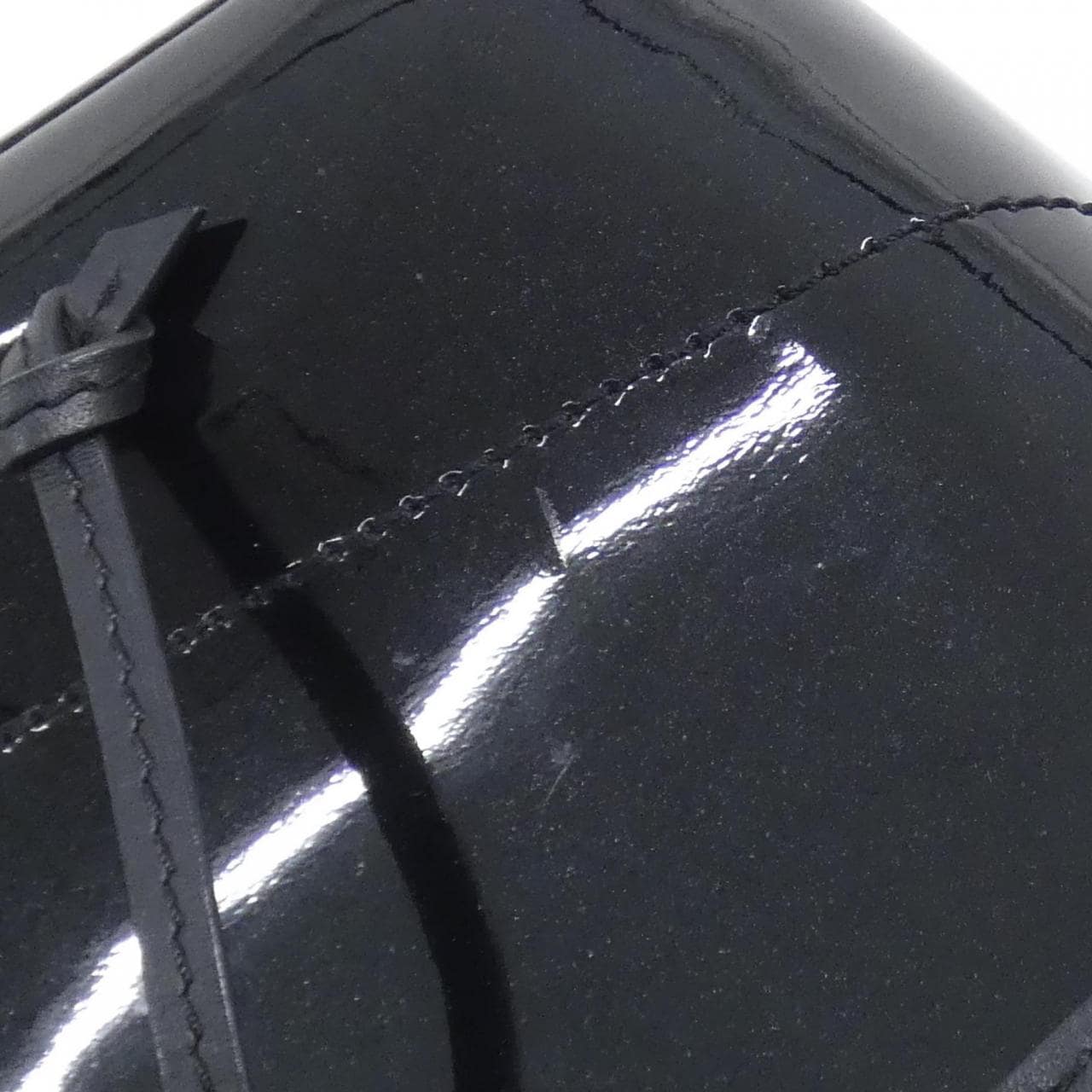 ルイヴィトン モノグラム ヴェルニ ミロワール ホット スプリング M55769 リュックサック