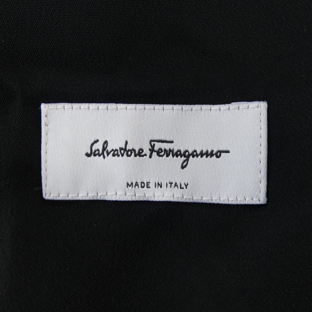 サルヴァトーレフェラガモ SALVATORE FERRAGAMO カットワンピース