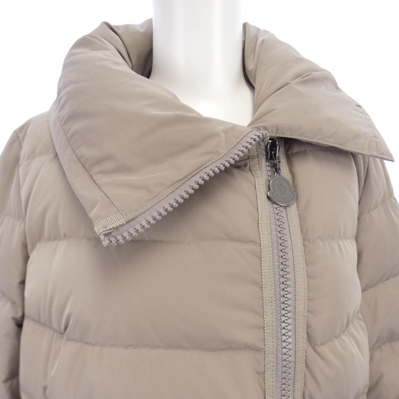 モンクレール MONCLER ダウンコート