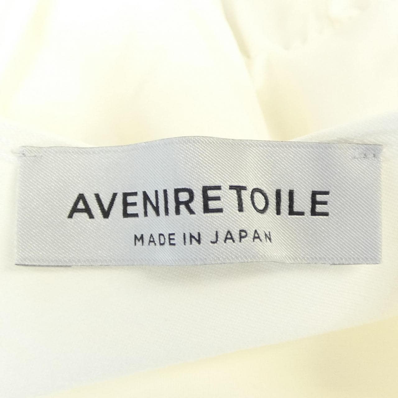 アベニールエトワール Aveniretoile トップス