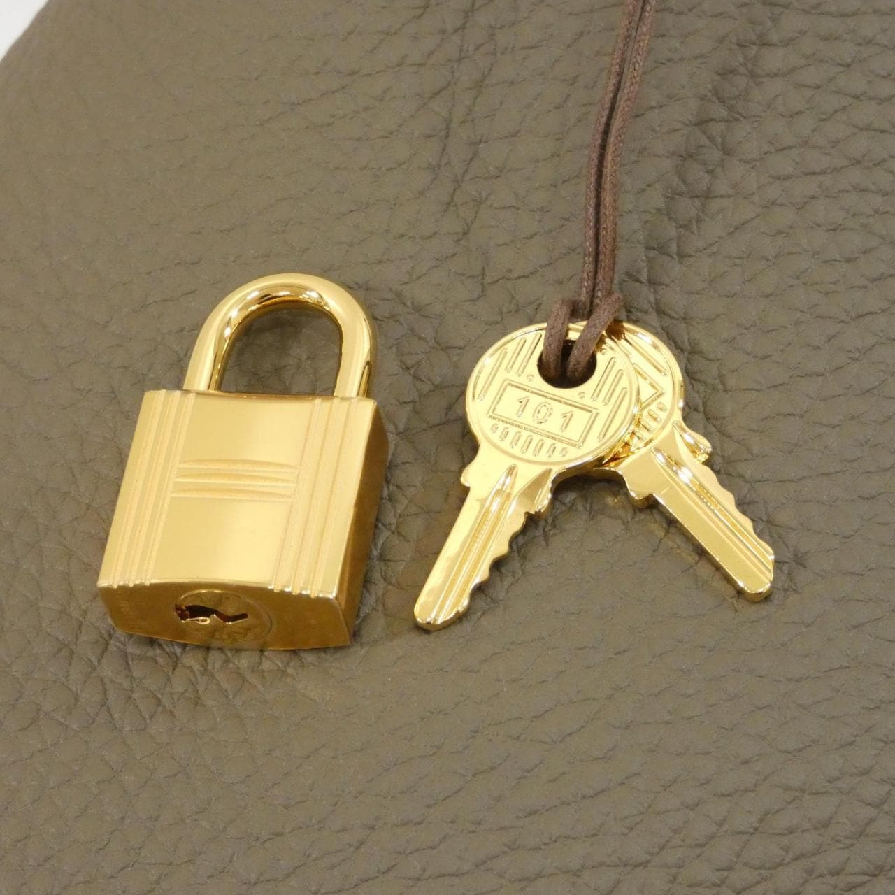 エルメス ピコタン ロック PM 056289CC バッグ