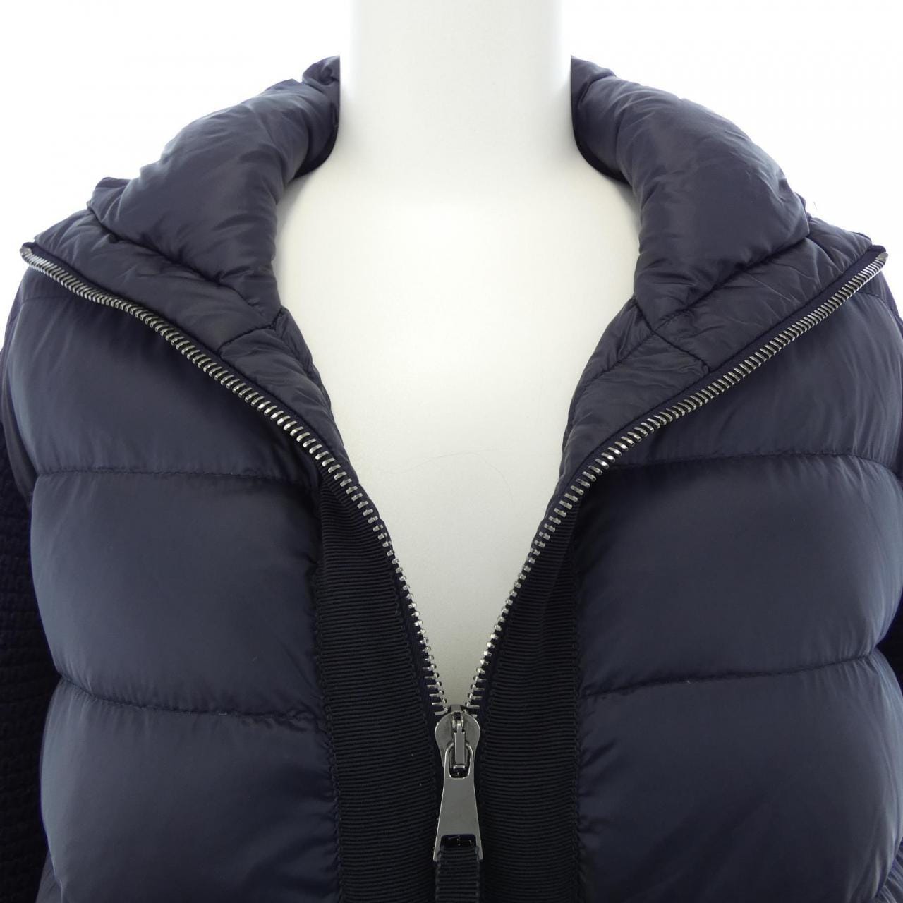 モンクレール MONCLER 20939455800 ダウンジャケット